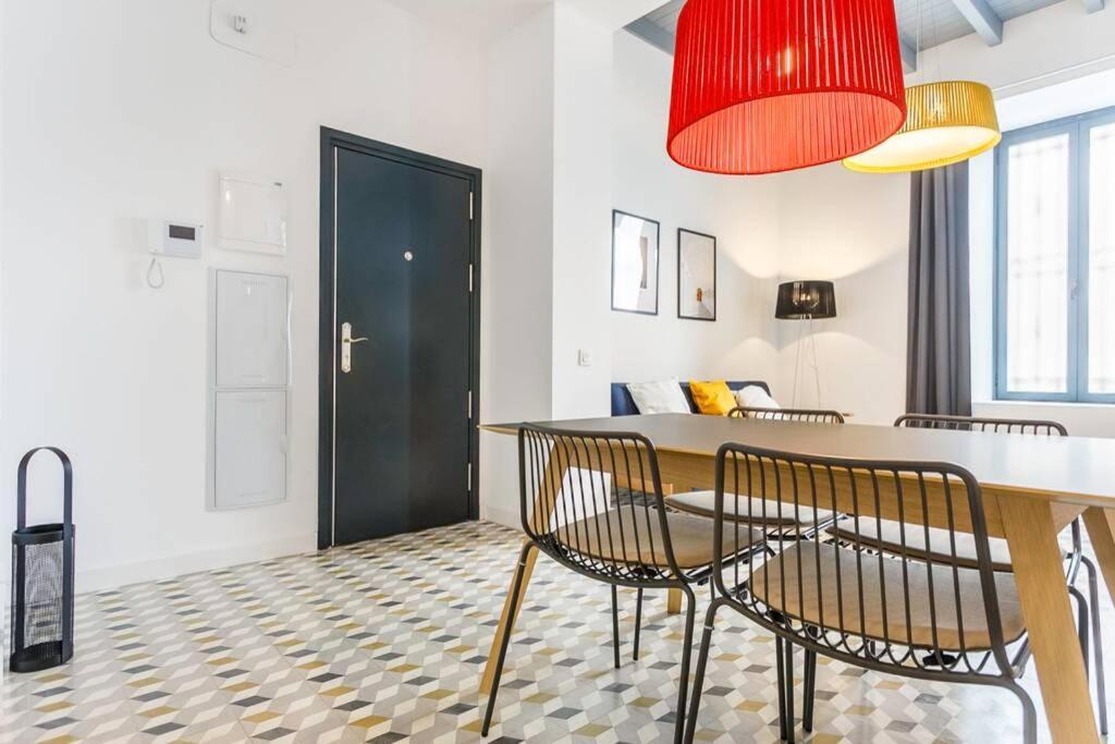 Pop Art, 2Bd Ground Central Apartment 塞维利亚 外观 照片