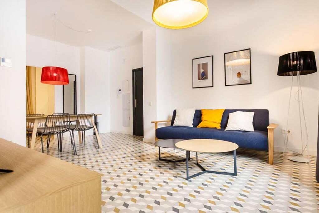 Pop Art, 2Bd Ground Central Apartment 塞维利亚 外观 照片