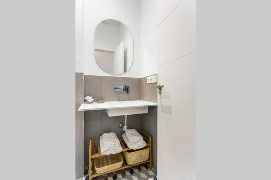 Pop Art, 2Bd Ground Central Apartment 塞维利亚 外观 照片