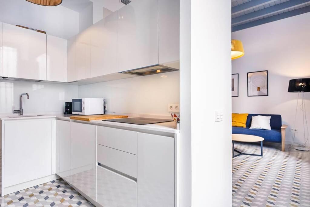 Pop Art, 2Bd Ground Central Apartment 塞维利亚 外观 照片